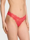 Стринги (Thong Panty) с кружевной отделкой (Lace-Trim) и высокой линией бёдер (High-Leg)