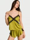 Атласный (Satin) комплект из камизола (Cami) с кружевом в форме розы (Rose Lace-Trim) и шортов с воланами (Flutter Short)