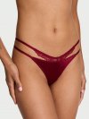 Розовые трусики (V-String) со строчками, вырезами и кружевной отделкой