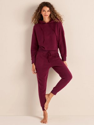 Комплект из свитшота (sweatshirt) и джоггеров (jogger) Davinia