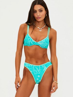 Daria низ бикини