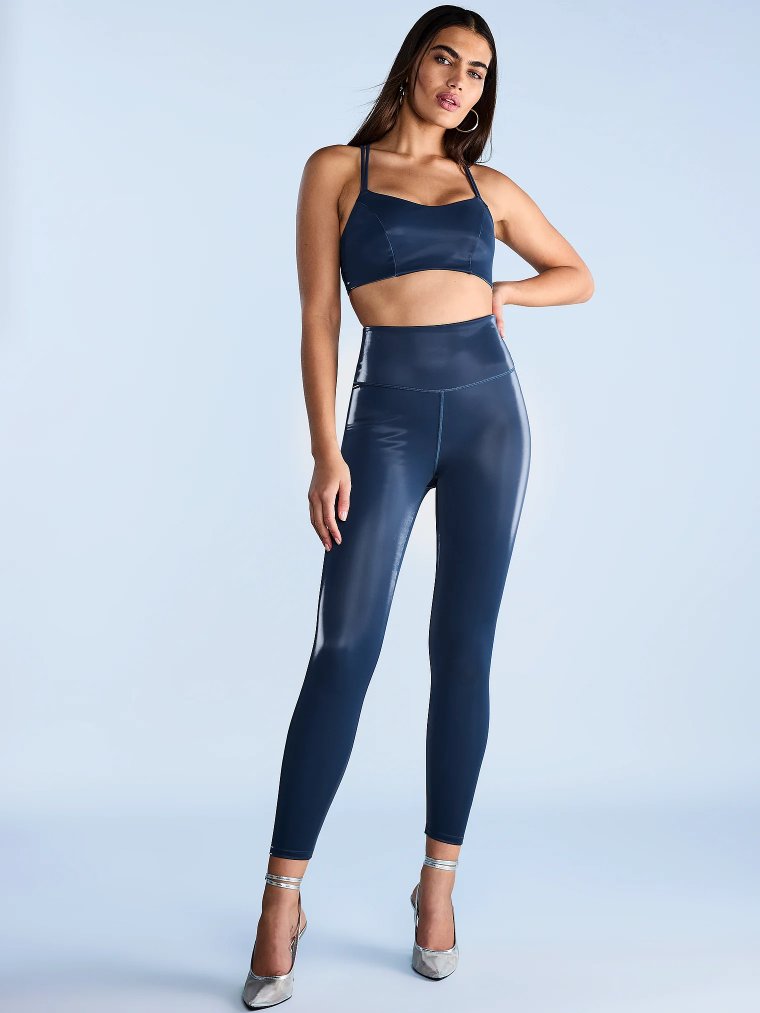VSX Elevate™ Спортивный бюстгальтер (Sports Bra) с перекрёстной спинкой (Strappy-Back) и жидким блеском (Liquid Shine)