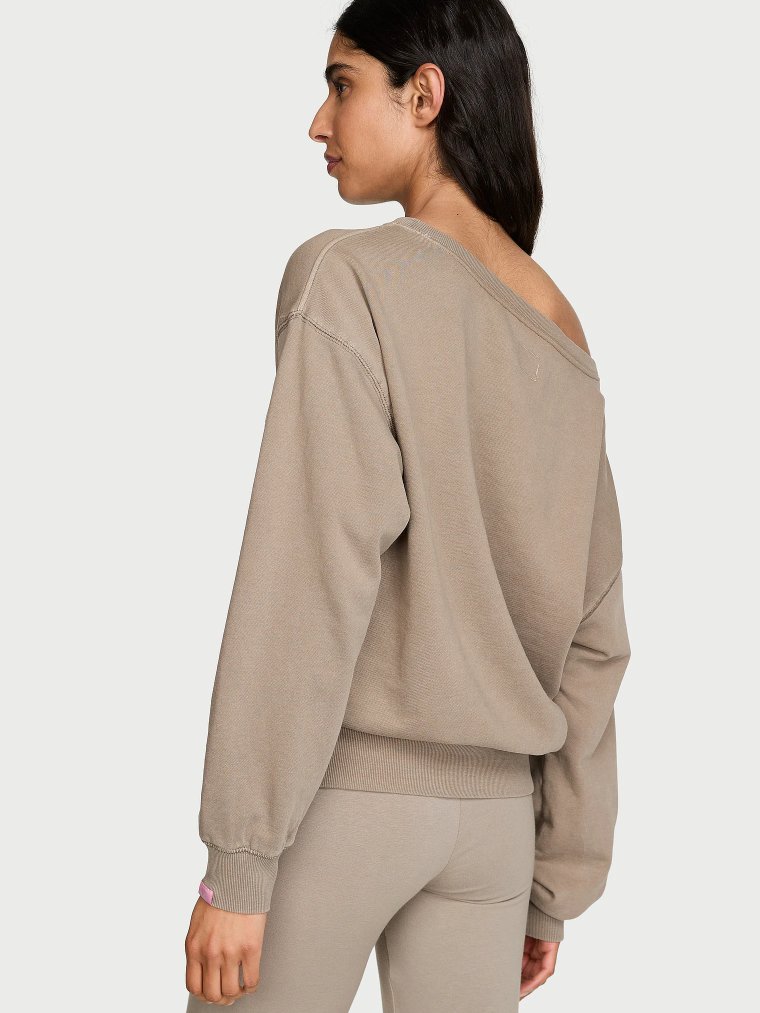 Свитшот (Sweatshirt) для отдыха из трикотажа (Terry) с горлом-лодочкой (Boatneck)