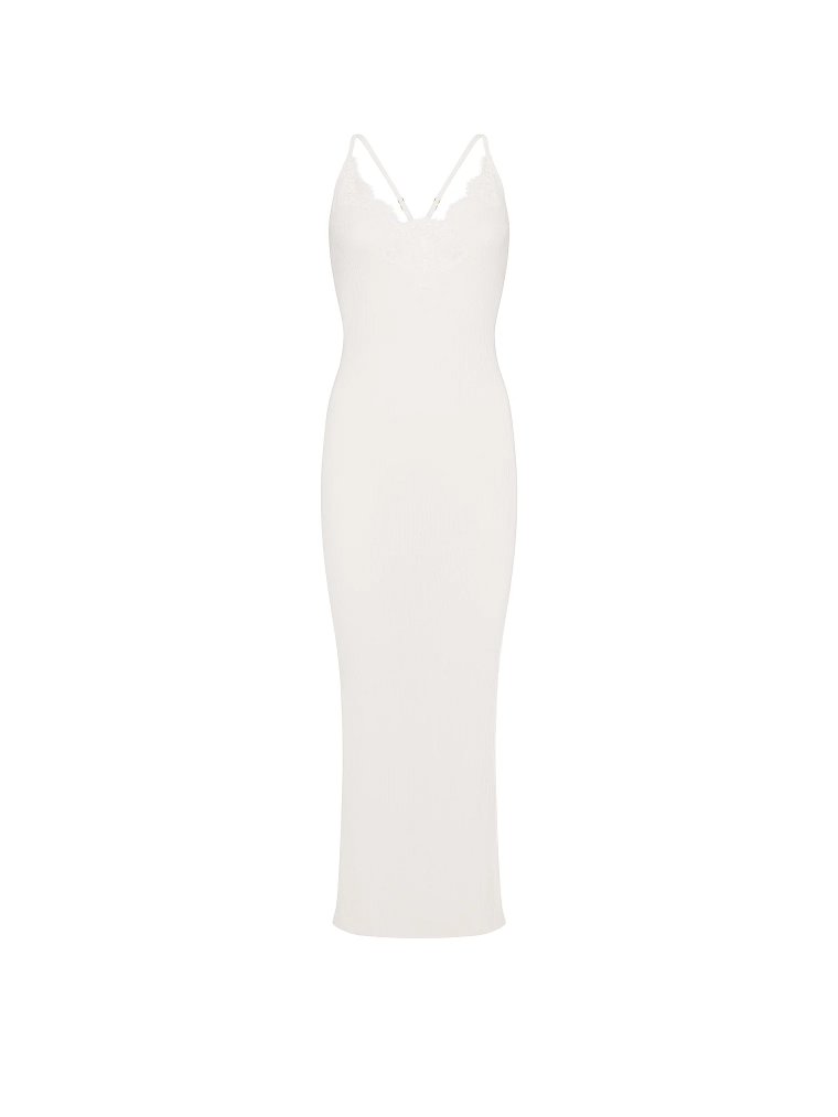 Платье-комбинация макси (maxi slip dress) из ажурного трикотажа (pointelle) с рельефным рубчиком (rib) и кружевной отделкой (lace-trim)