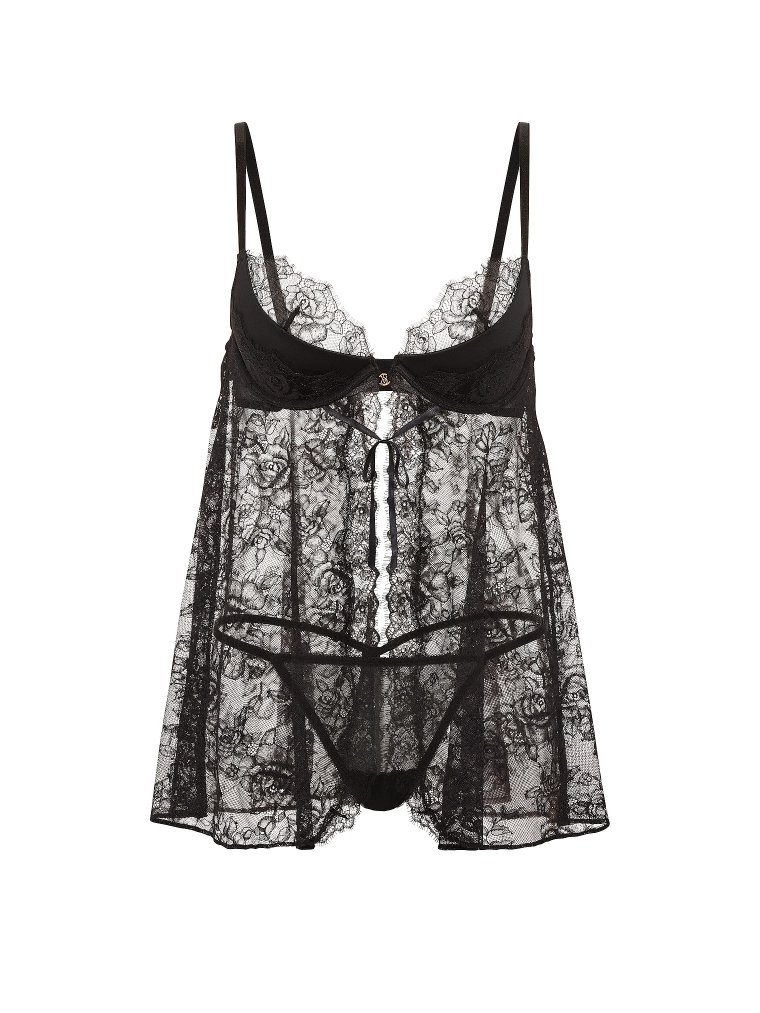 Комплект из бэбидолла (babydoll) с розовым кружевом, глубоким вырезом и эффектом пуш-ап (push-up)