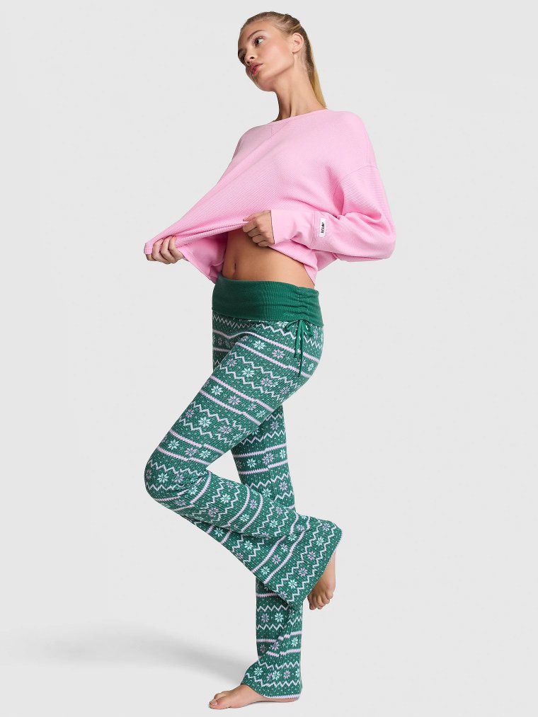 Расклешённые брюки с отворачиваемым поясом из вафельного полотна (Waﬄe Knit Foldover Flare Pants)