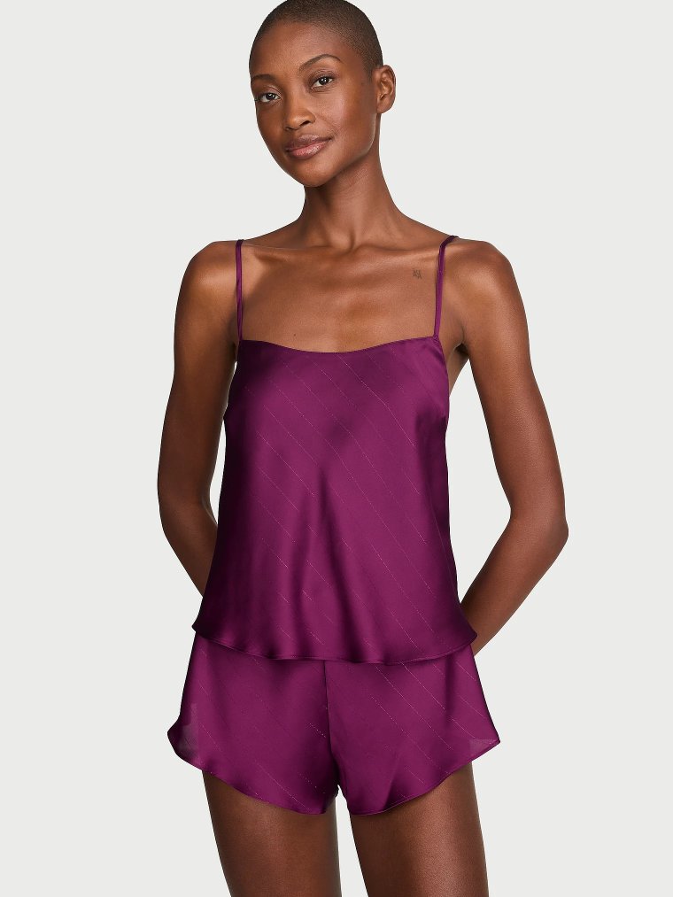 Атласный комплект (set) из топа (cami) с открытой спиной и шорт (shorts)