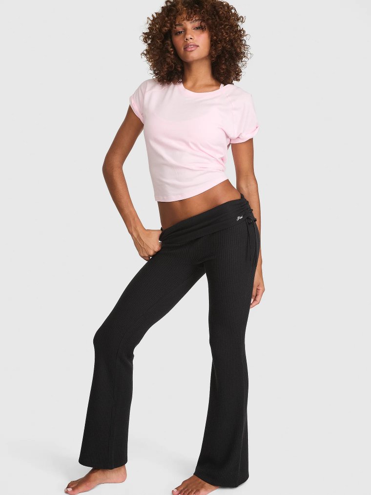 Расклешённые брюки с отворачиваемым поясом из вафельного полотна (Waﬄe Knit Foldover Flare Pants)